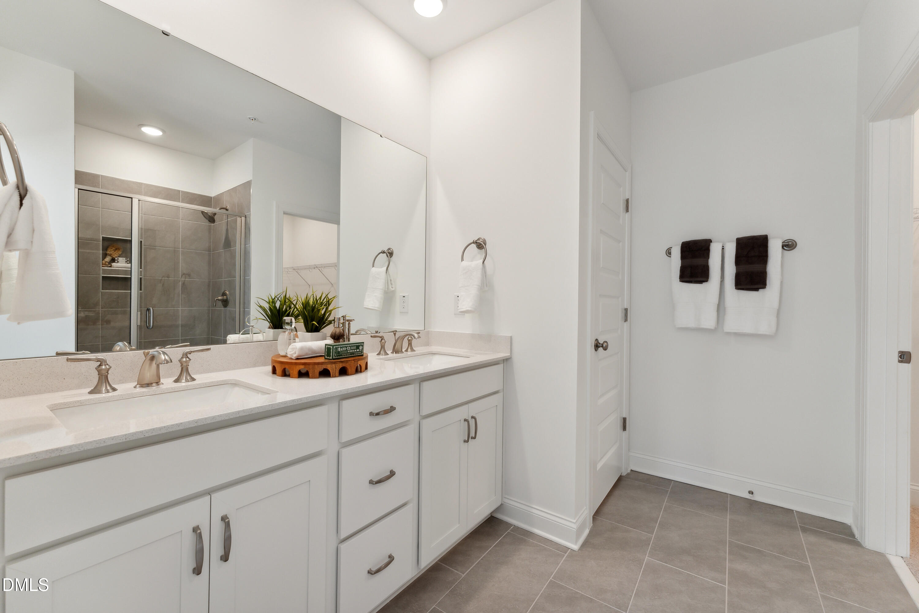 1400 Granholm Road, Unit 108 Cary, NC 27519 - Photo 24 of 36 P_RAL_GRY_Tessa_INT_PBTH_2