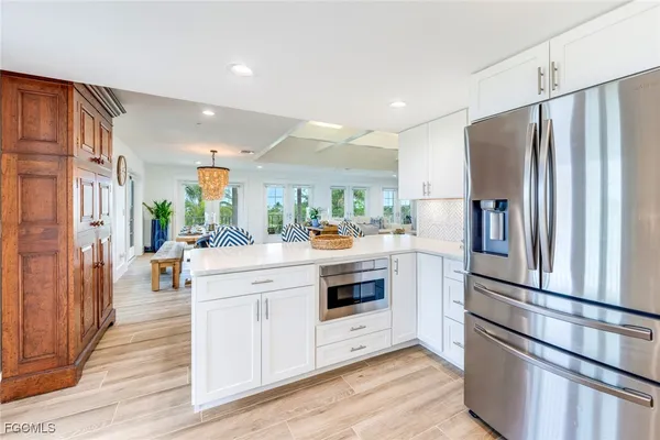 $2,150,000 | 328 Useppa Island, Bokeelia, FL 33922