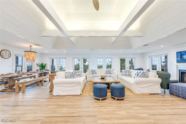 $2,150,000 | 328 Useppa Island, Bokeelia, FL 33922