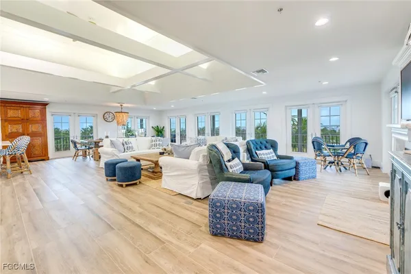 $2,150,000 | 328 Useppa Island, Bokeelia, FL 33922