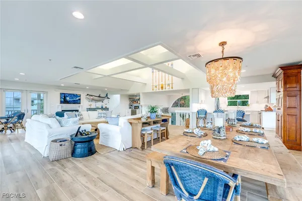 $2,150,000 | 328 Useppa Island, Bokeelia, FL 33922