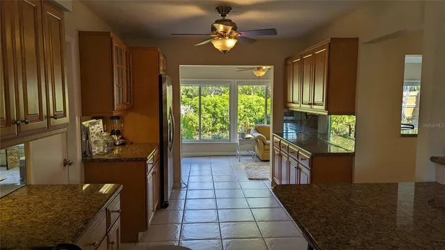 $4,950 | 2500 Bayshore Road, Nokomis, FL 34275