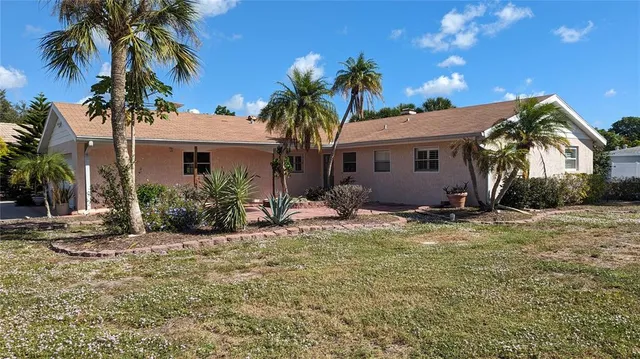 $4,950 | 2500 Bayshore Road, Nokomis, FL 34275