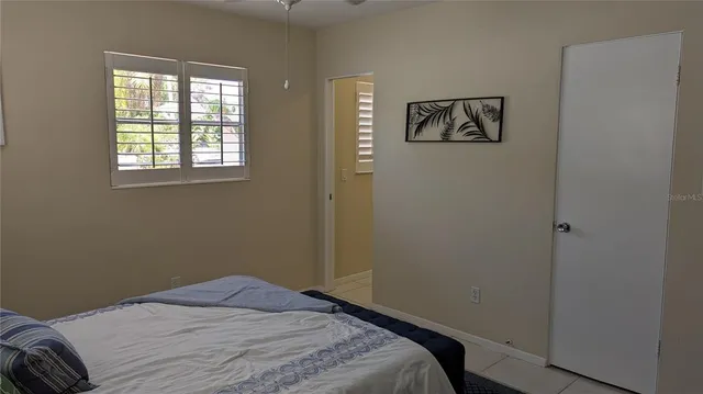 $4,950 | 2500 Bayshore Road, Nokomis, FL 34275