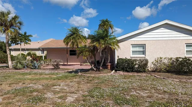 $4,950 | 2500 Bayshore Road, Nokomis, FL 34275