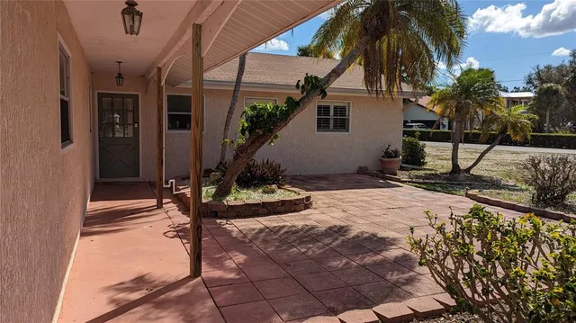 $4,950 | 2500 Bayshore Road, Nokomis, FL 34275