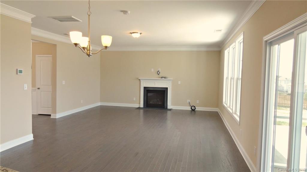 8946 Inverness Bay Road Charlotte, NC 28278 - Photo 10 of 24 Gallery Image 10