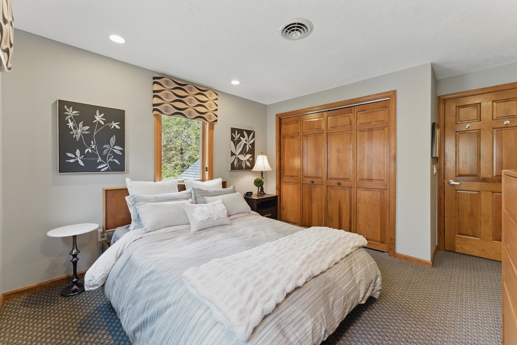 131 Bates Road Westfield, MA 01085 - Photo 23 of 39 Gallery Image 23