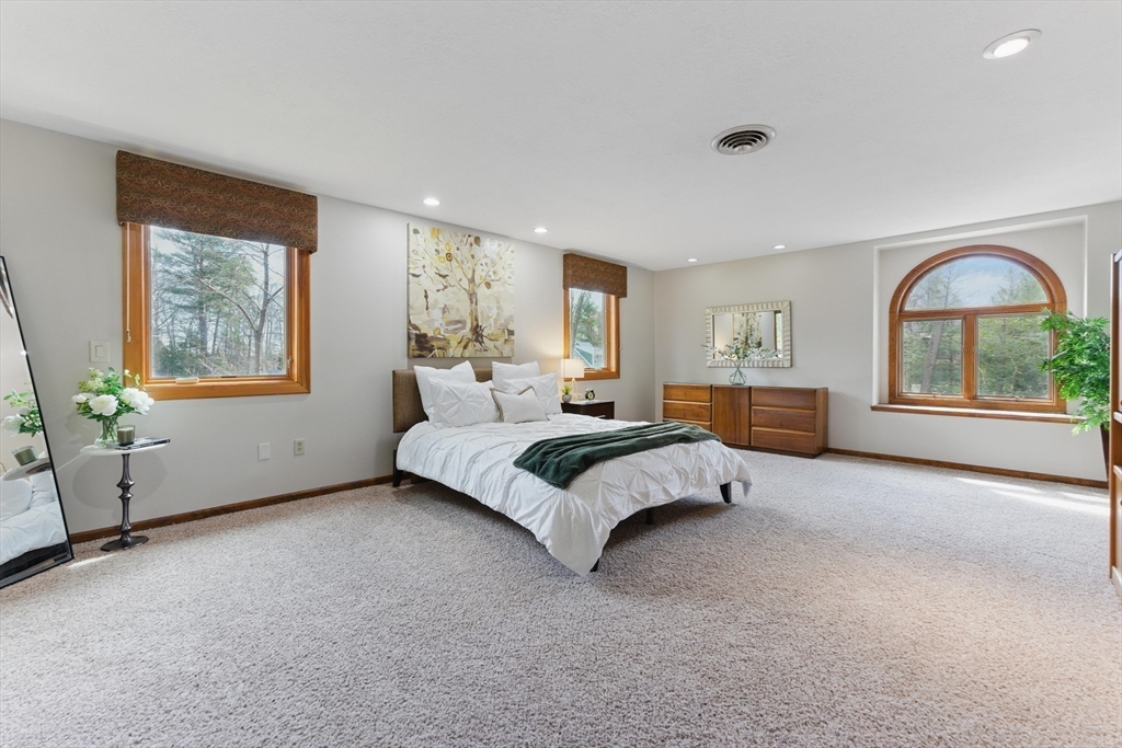 131 Bates Road Westfield, MA 01085 - Photo 25 of 39 Gallery Image 25