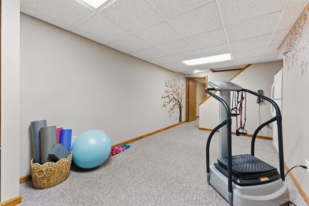 131 Bates Road Westfield, MA 01085 - Photo 32 of 39 Gallery Image 32