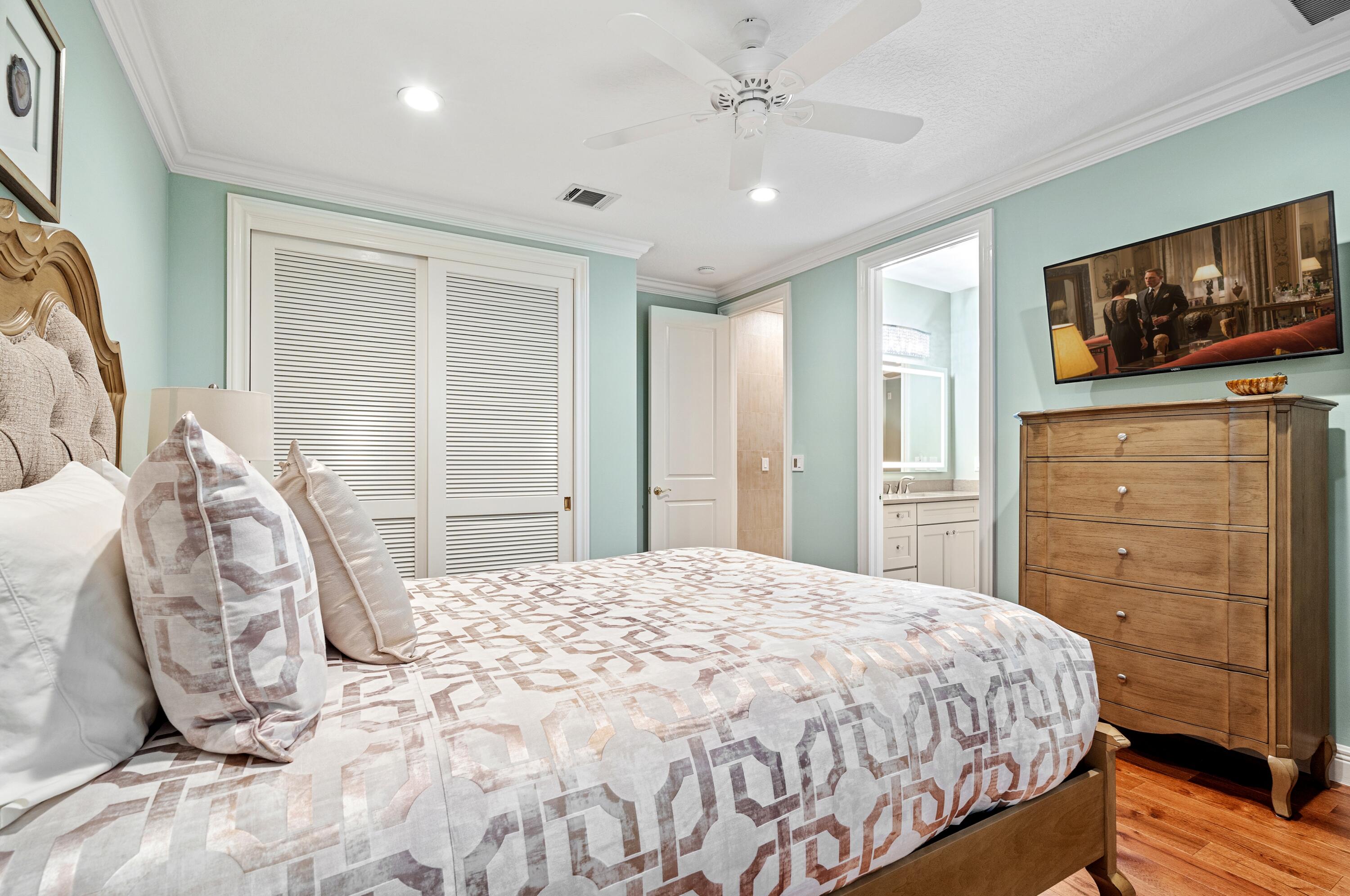 2161 Acorn Palm Road Boca Raton, FL 33432 - Photo 31 of 54 mls_BEDROOM_3