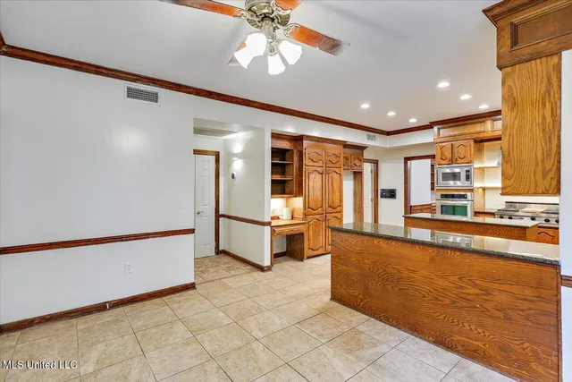 $394,900 | 510 Windy Ridge Lane, Madison, MS 39110