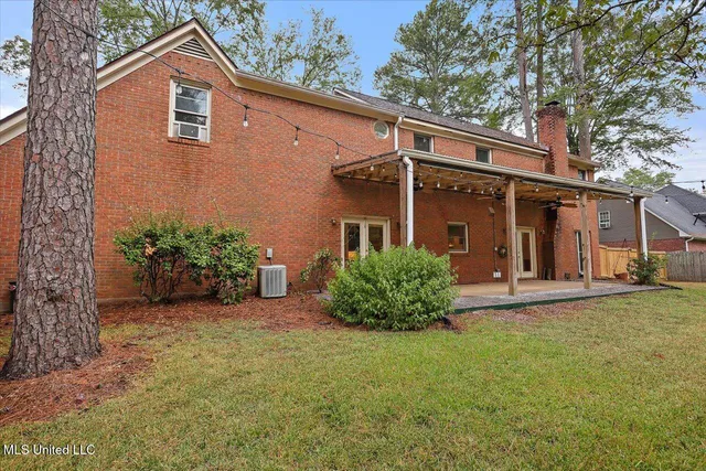 $394,900 | 510 Windy Ridge Lane, Madison, MS 39110