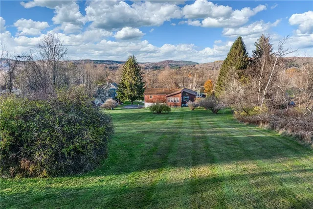 $335,000 | 260 Southside Drive, Oneonta, NY 13820