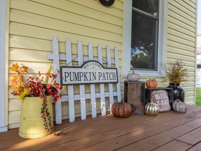 620 Runkle Street West Liberty, OH 43357 - Photo 6 of 74 Front Porch