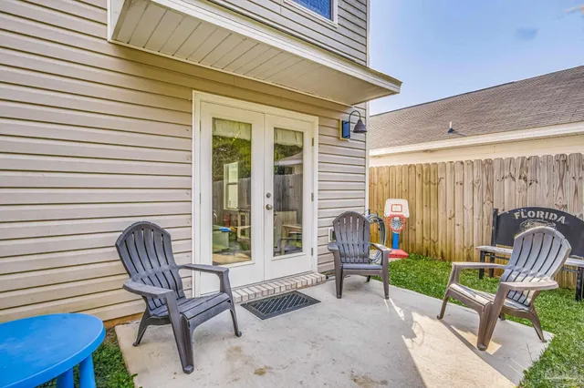 $2,400 | 1904 Mary Jo Way, Pensacola, FL 32534
