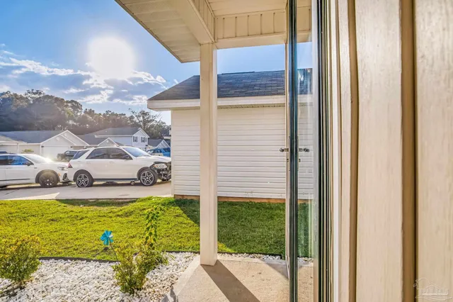 $2,400 | 1904 Mary Jo Way, Pensacola, FL 32534