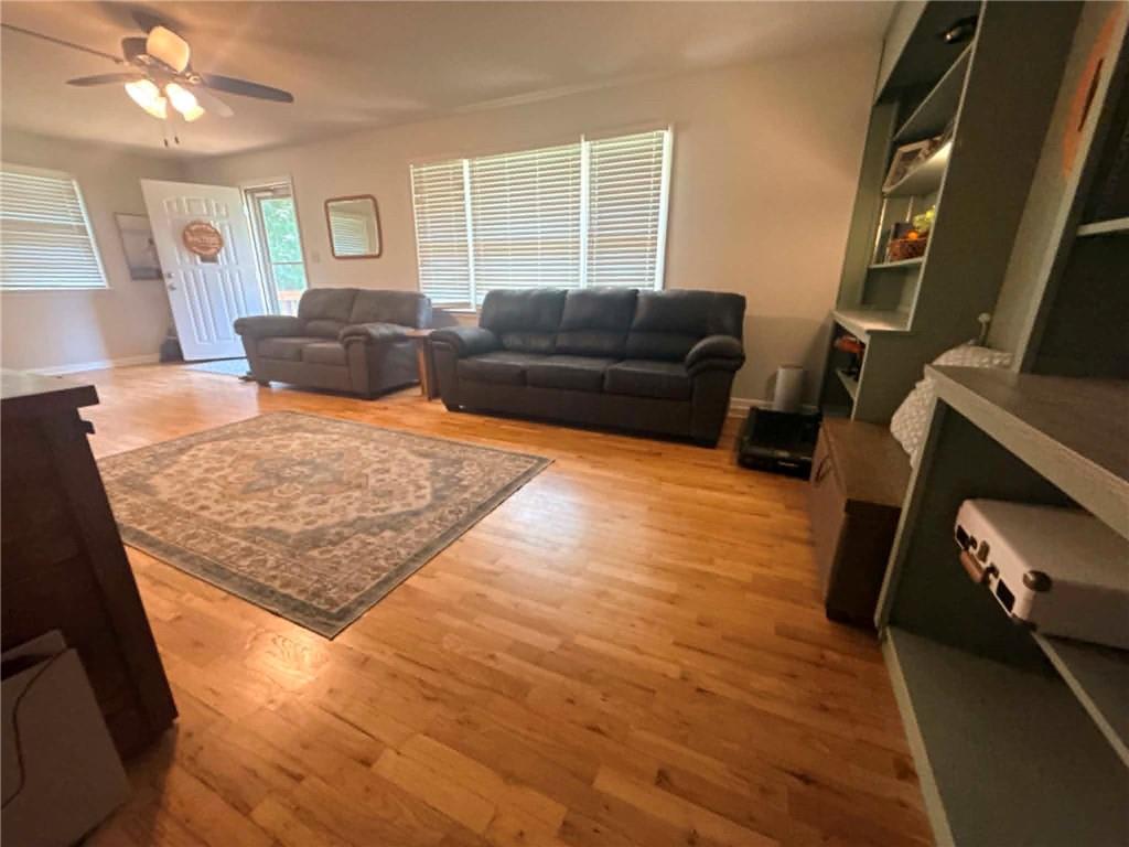 3409 Scott Street St. Joseph, MO 64507 - Photo 3 of 21