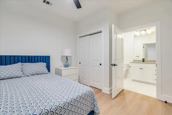 $4,000 | 3000 Duval Street, Unit 102, Austin, TX 78705