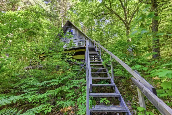 $325,000 | 158 Temple Road, Sharon, NH 03458