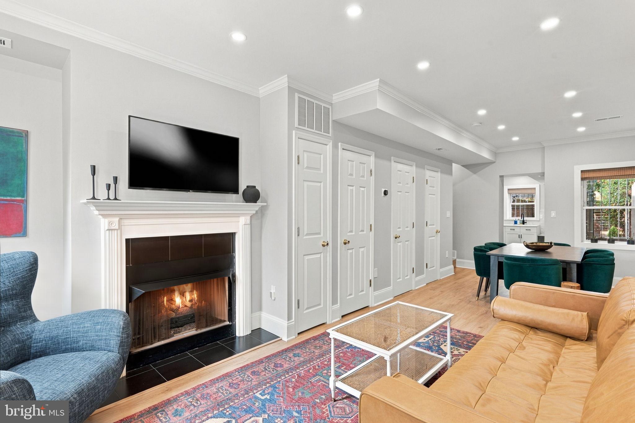 515 9th Street Southeast Washington, DC 20003 - Photo 5 of 23 Gallery Image 5