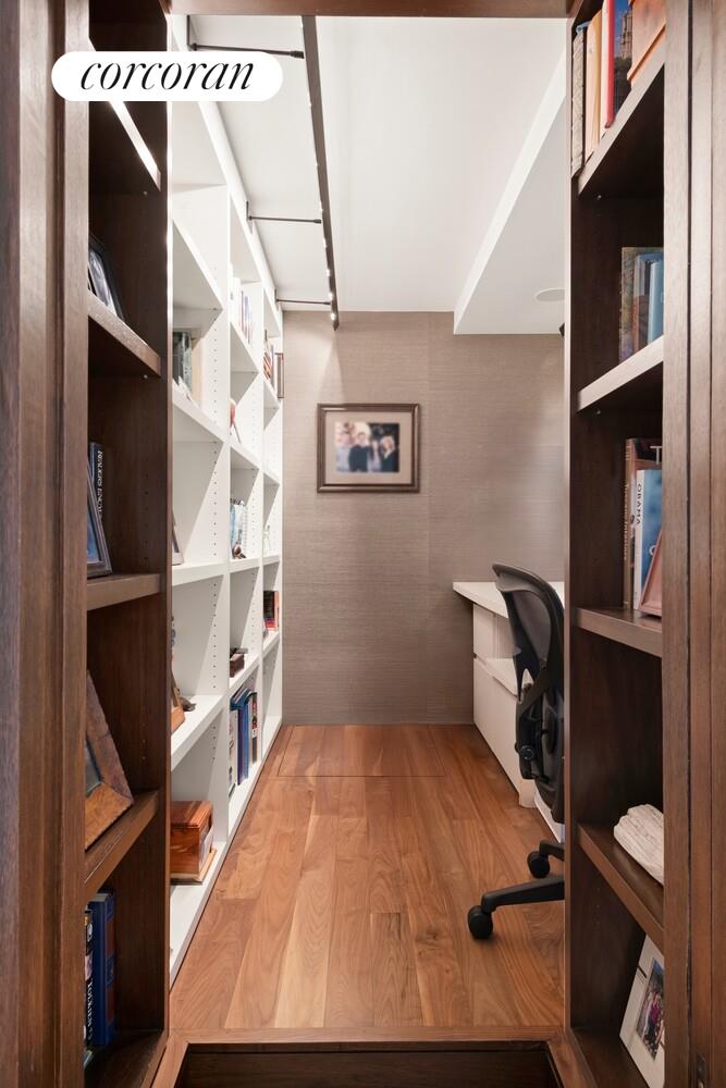 55 Hudson Street, Unit 7CD Manhattan, NY 10013 - Photo 17 of 25 a view of workspace