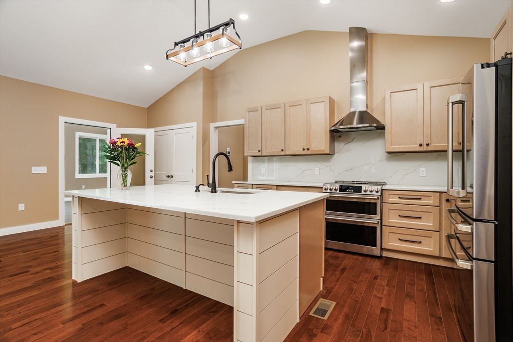 2 Elm Street Westminster, MA 01473 - Photo 12 of 42