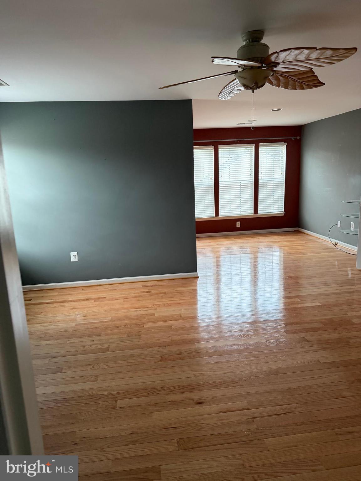 6896 Cannon Park Road Bryans Road, MD 20616 - Photo 11 of 38 Owners Suite