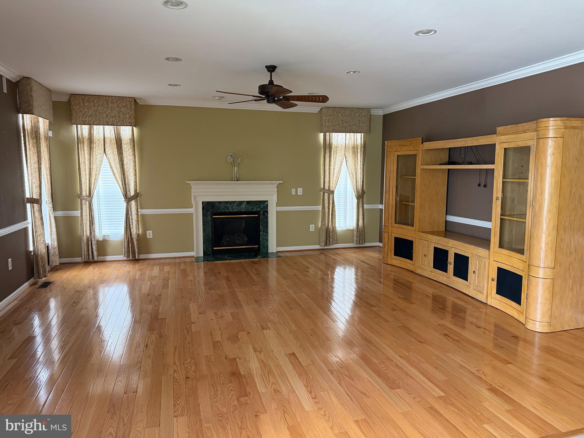 6896 Cannon Park Road Bryans Road, MD 20616 - Photo 9 of 38 Family Room