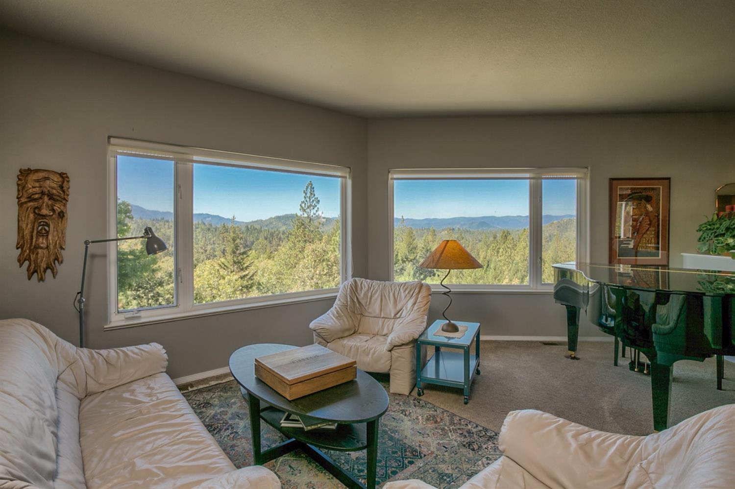 668 Espey Road Grants Pass, OR 97527 - Photo 7 of 34 Additional Photo
