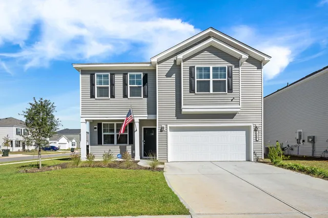 $2,300 | 328 Blue Haw Drive, Moncks Corner, SC 29461