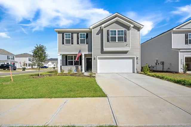 $2,300 | 328 Blue Haw Drive, Moncks Corner, SC 29461