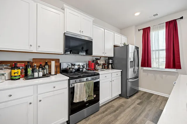 $2,300 | 328 Blue Haw Drive, Moncks Corner, SC 29461