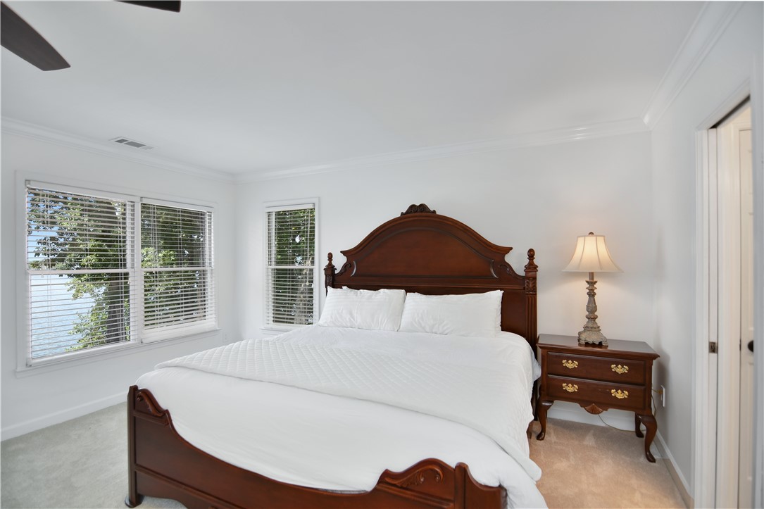 26 Beacon Ridge Circle Salem, SC 29676 - Photo 37 of 46 Bedroom 2 (upper level) with private full bathroom