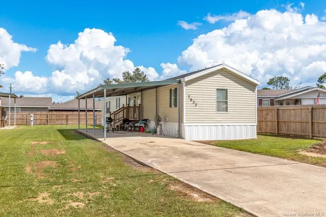 $607,500 | 7606A Ling Road, Lake Charles, LA 70605