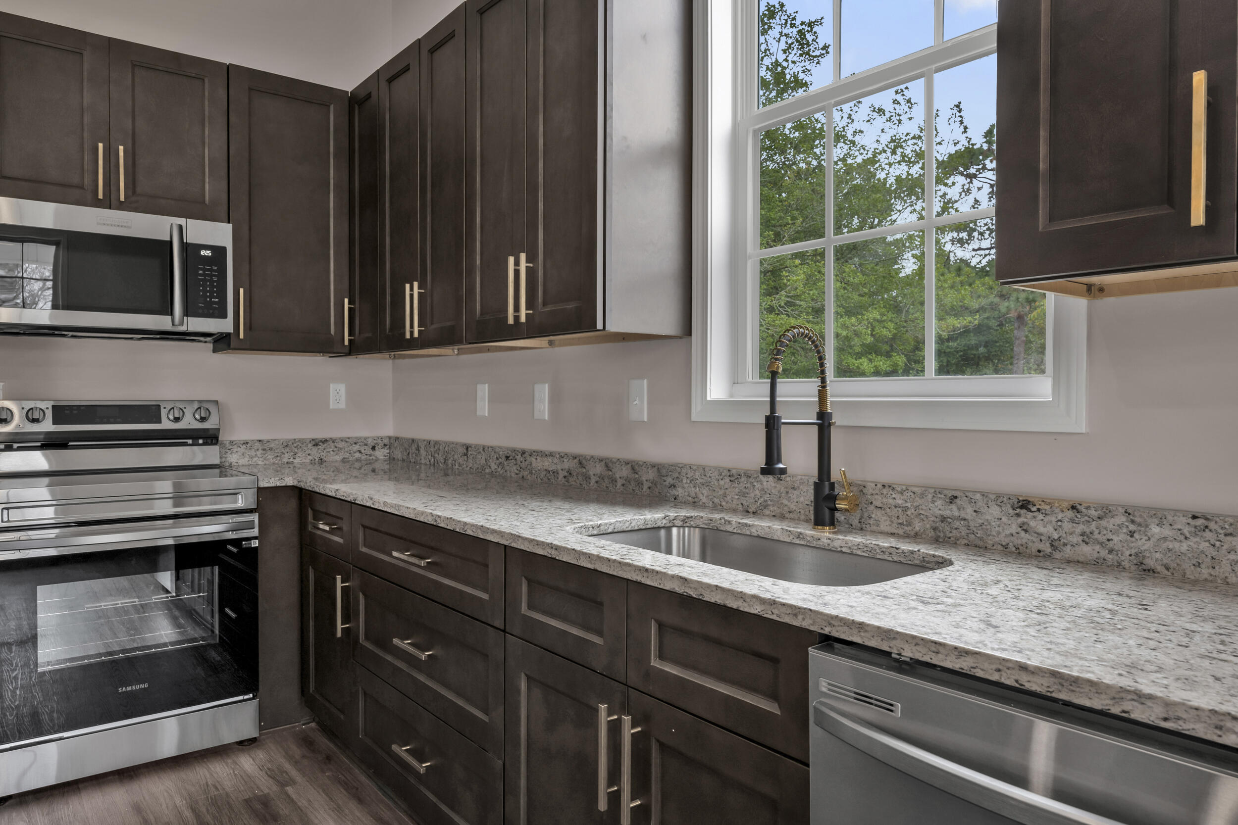 2533 Lyman Street Augusta, GA 30906 - Photo 9 of 36 2533 lyman st09