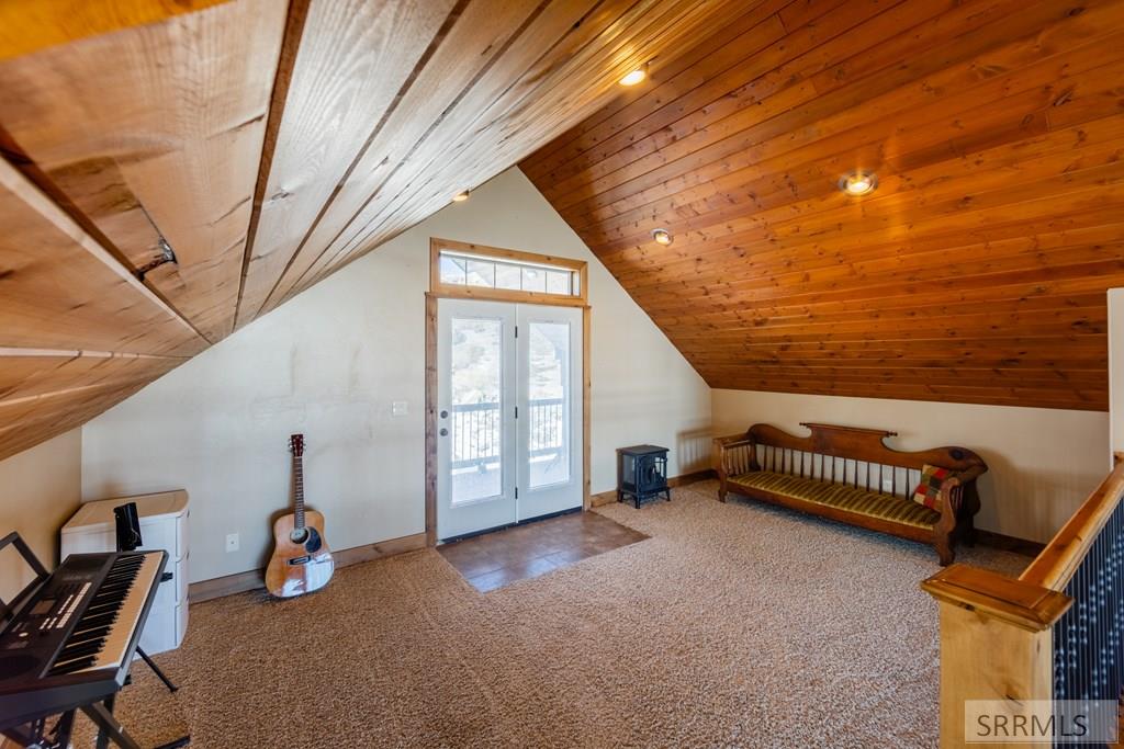 3979 Hangman's Loop Menan, ID 83434 - Photo 34 of 49 2nd Floor Family Room