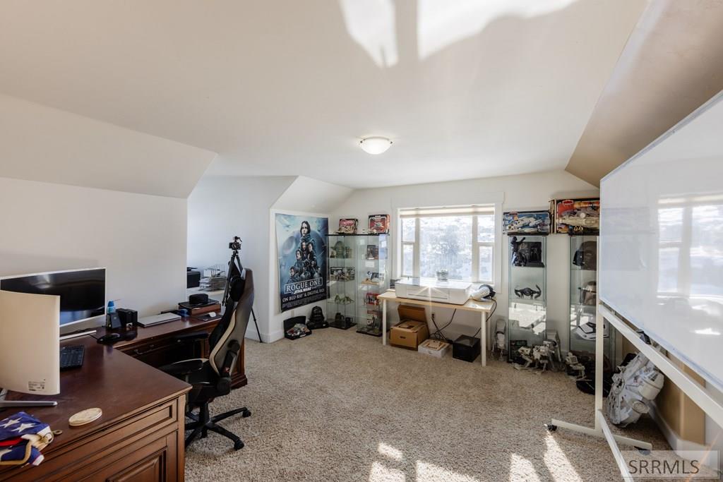3979 Hangman's Loop Menan, ID 83434 - Photo 36 of 49 2nd Floor Den/Office