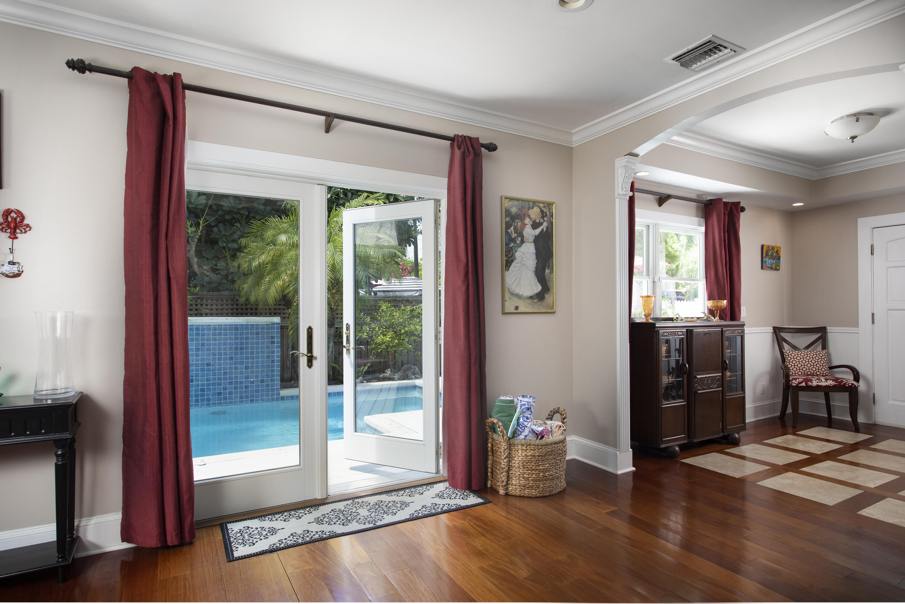 1506 South Street Key West, FL 33040 - Photo 13 of 27 a living room with furniture