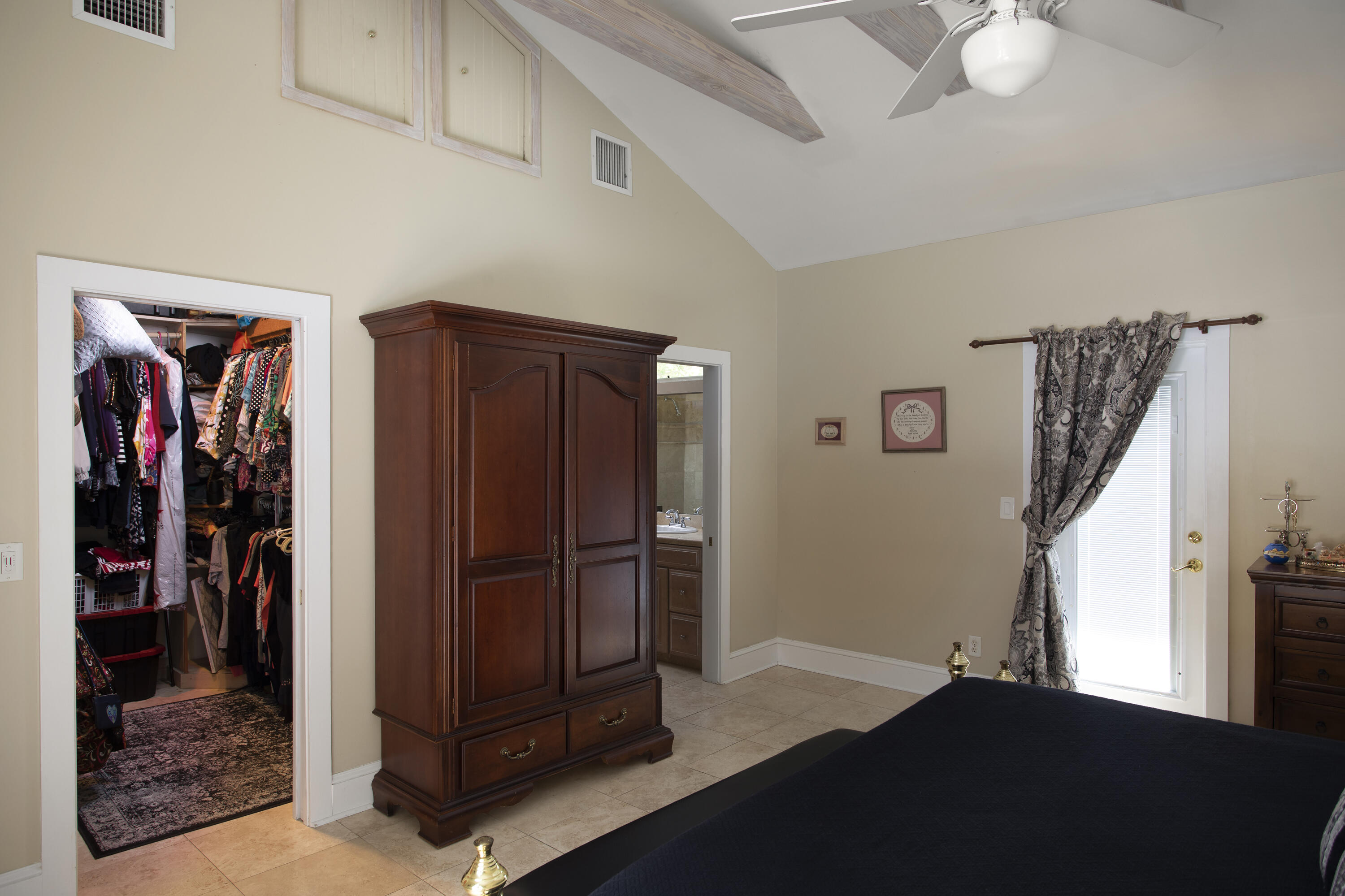 1506 South Street Key West, FL 33040 - Photo 19 of 27 a view of a hallway with closet and a window