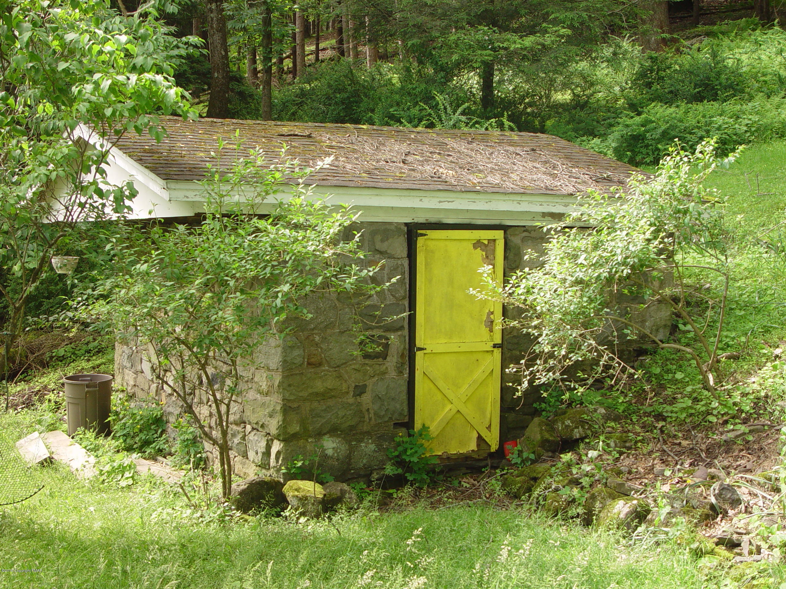 156 Dyson Road Swiftwater, PA 18370 - Photo 4 of 4 a view of statue in the garden