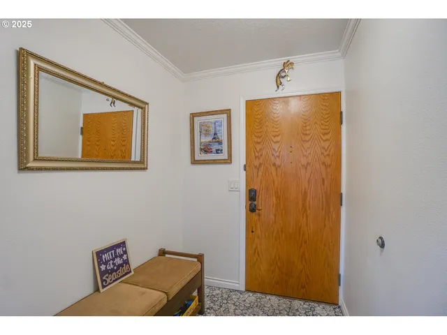 a view of an outdoor space