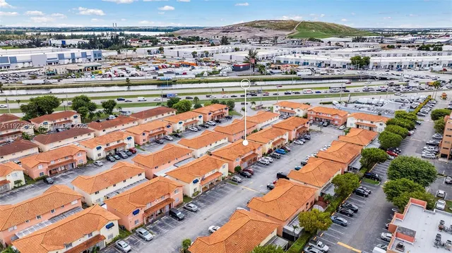 $2,350 | 10101 West Okeechobee Road, Unit 13202, Hialeah Gardens, FL 33016