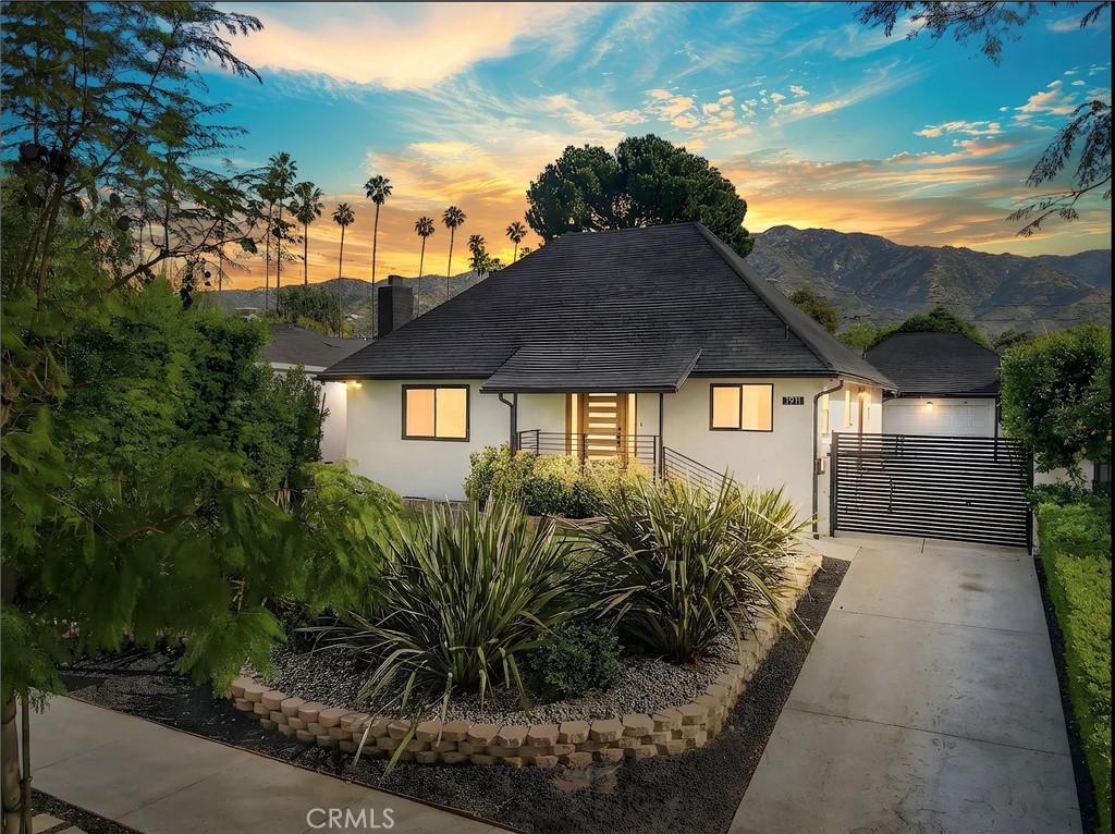 1911 West Kenneth Road Glendale, CA 91201 - Photo 1 of 1 Gallery Image 1