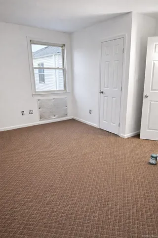 $3,200 | Undisclosed Address | Queensboro Hill