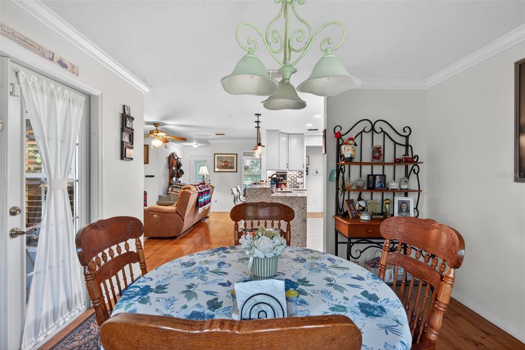 12293 Wolf Den Road Weeki Wachee, FL 34614 - Photo 14 of 44