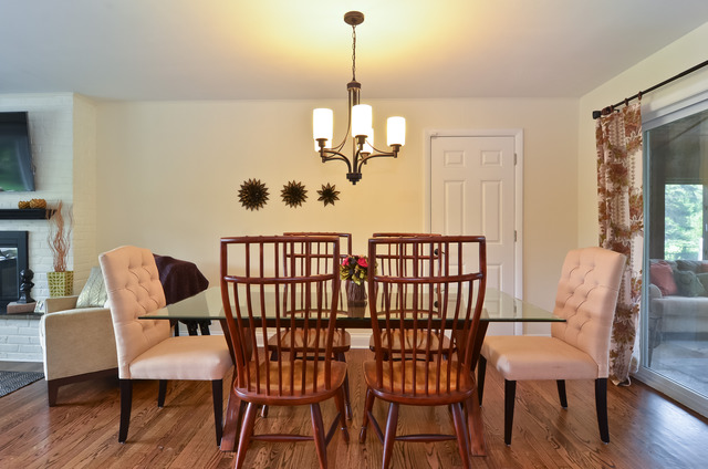 504 East Camp McDonald Road Prospect Heights, IL 60070 - Photo 4 of 14