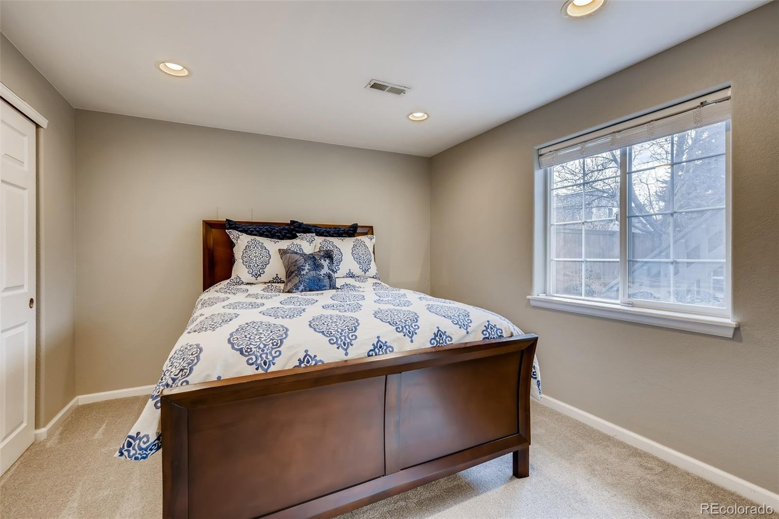 1270 Thornbury Place Highlands Ranch, CO 80129 - Photo 21 of 31