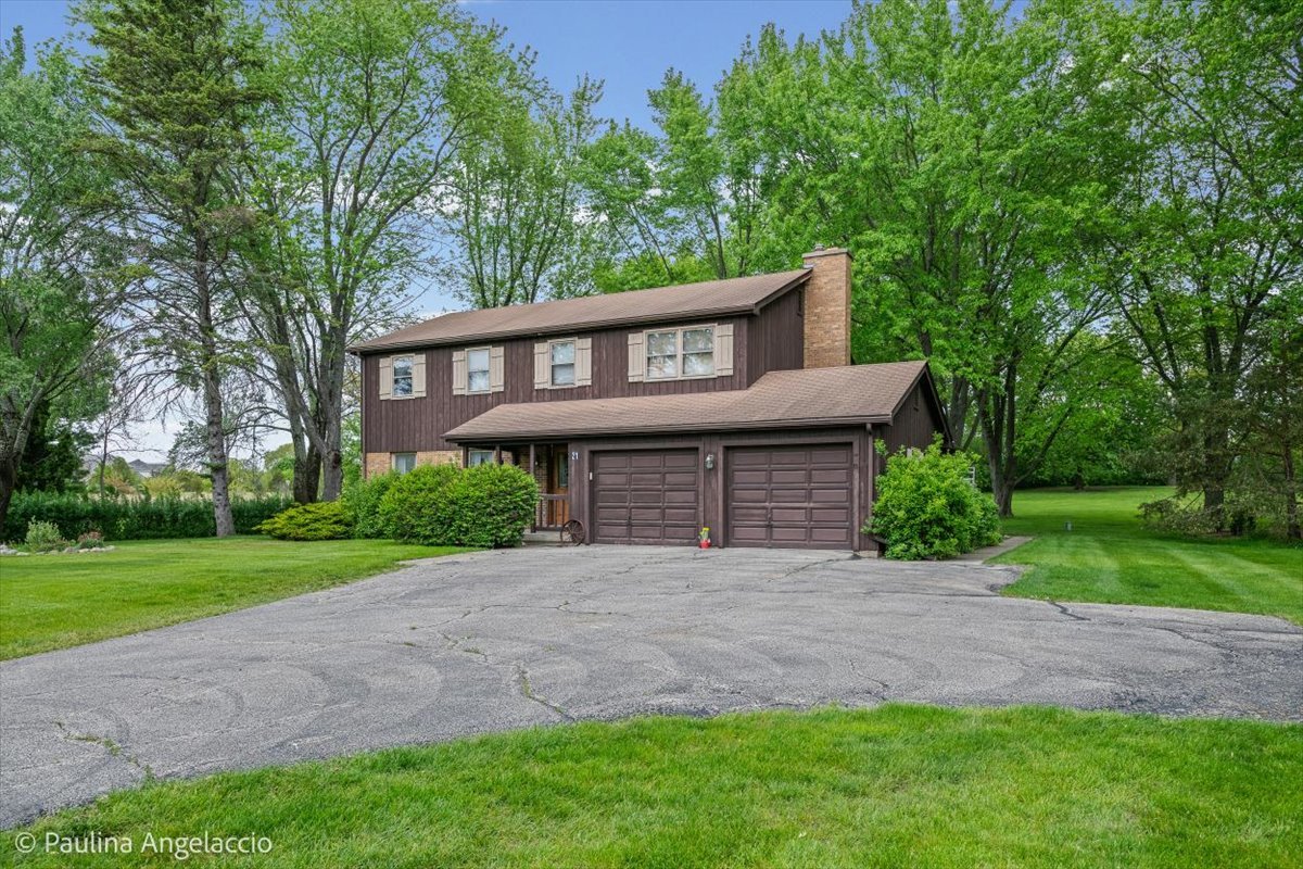 21 North Old Barrington Road Lake Barrington, IL 60010 - Photo 1 of 10