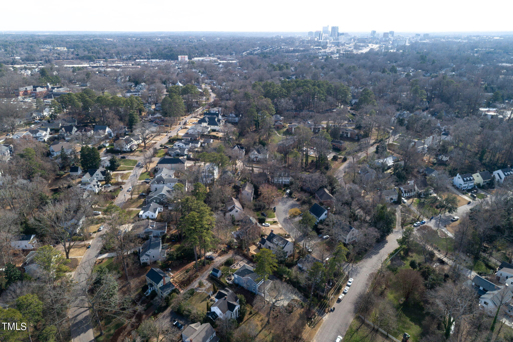 2312 Oxford Road Raleigh, NC 27608 - Photo 37 of 40 4-web-or-mls-DJI_0840